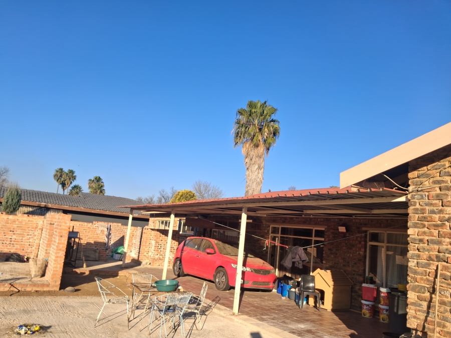 3 Bedroom Property for Sale in Riebeeckstad Free State